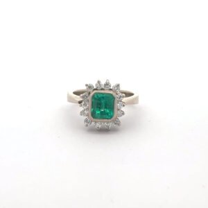 anillo flor esmeralda